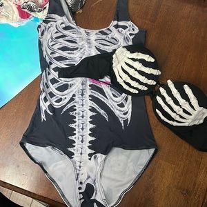 Women’s Skeleton Costume